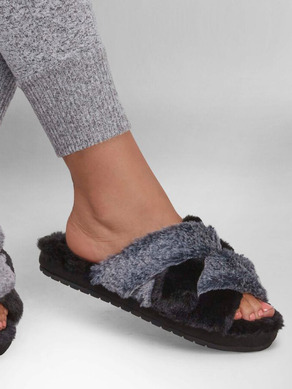 skechers fluffy sliders